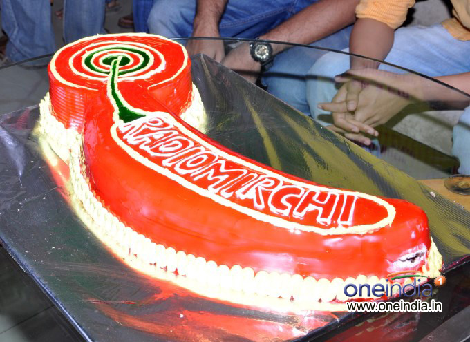 Radio Mirchi Celebrates 11th birthday