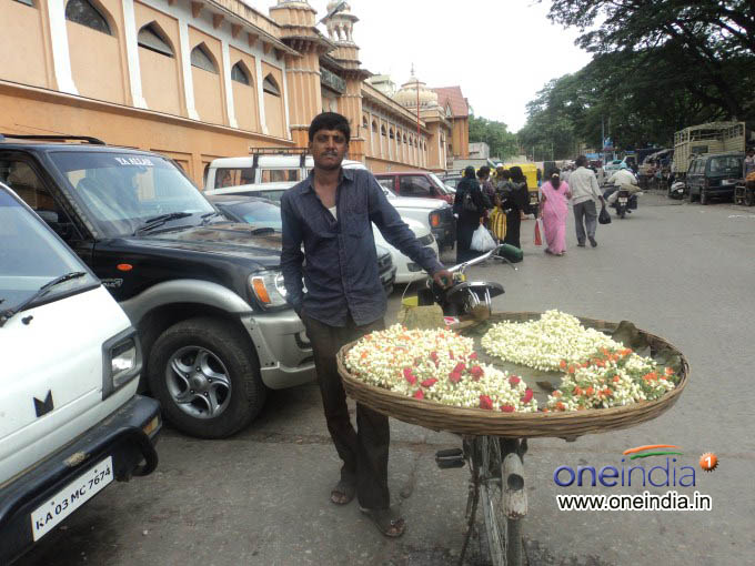 Bangalore Shivajinagar Russell Market