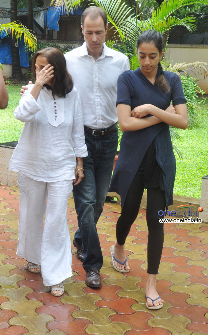 Jiah Khan's Mother Rabia Amin Press Conference