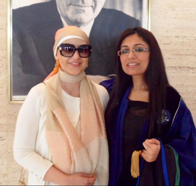 Manisha Koirala After Surgery at London