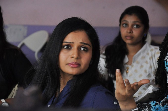 Snehavin Kadhalargal