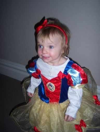 Katrina Kaif Leaked Pictures With Friends and Family