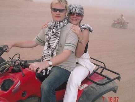 Katrina Kaif Leaked Pictures With Friends and Family