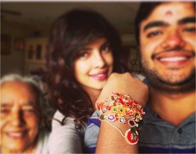 Bollywood celebs celebrate Raksha Bandhan 2013