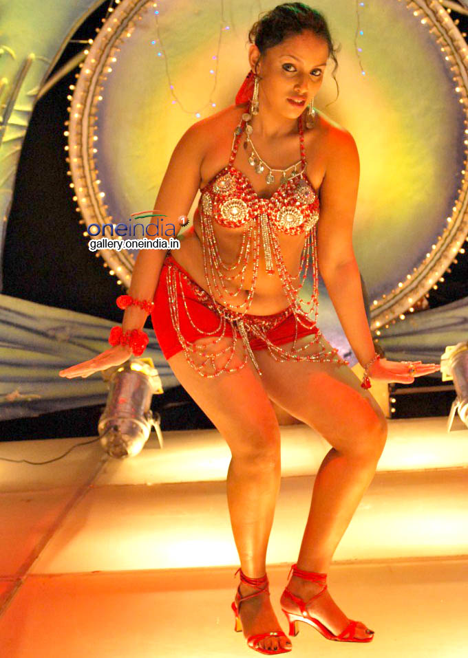 Ayesha (Hot Actress)