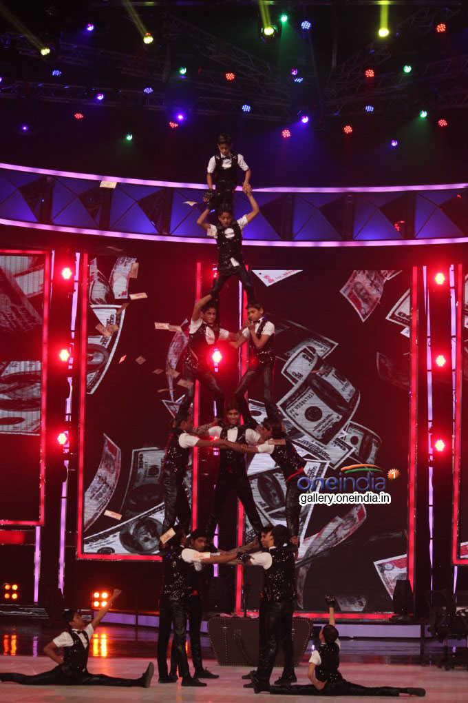 Raveena Tandon On The Sets Of India's Got Talent Season 5