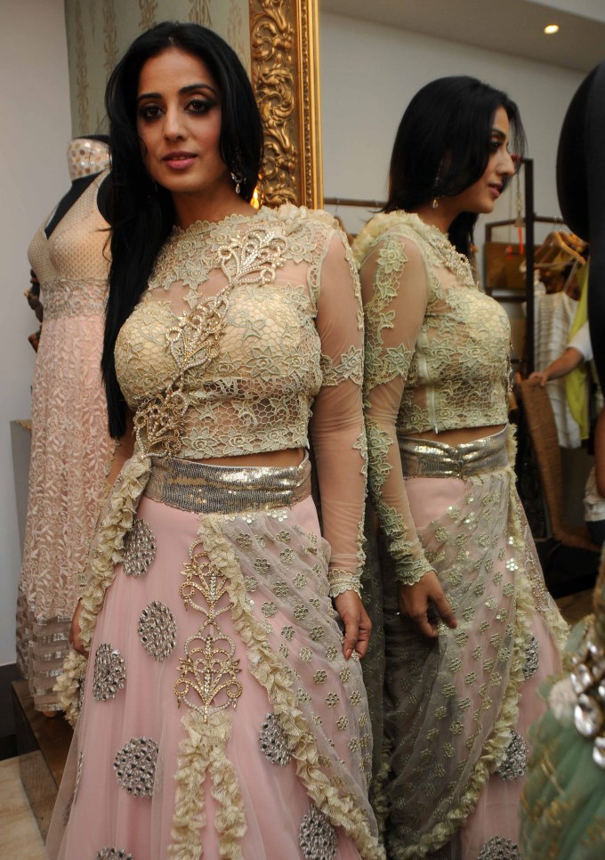 Mahi Gill gets makeover for film Gangs of Ghosts