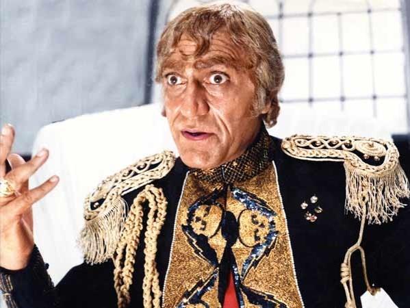 Bollywood Movie Dialogues that we will never Forget