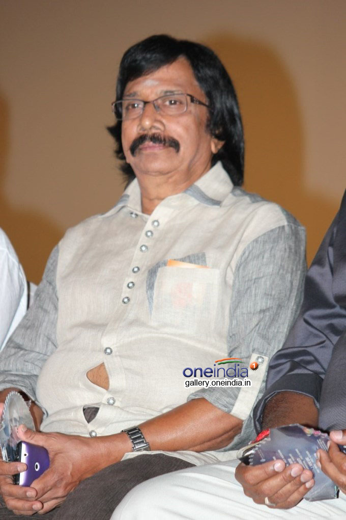 Vallavanukku Pullum Aayudham Audio Launch