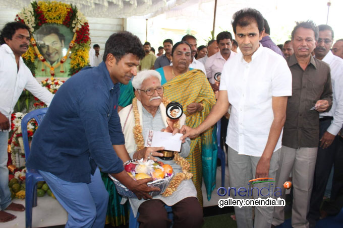 Dr Rajkumar Birthday Celebration