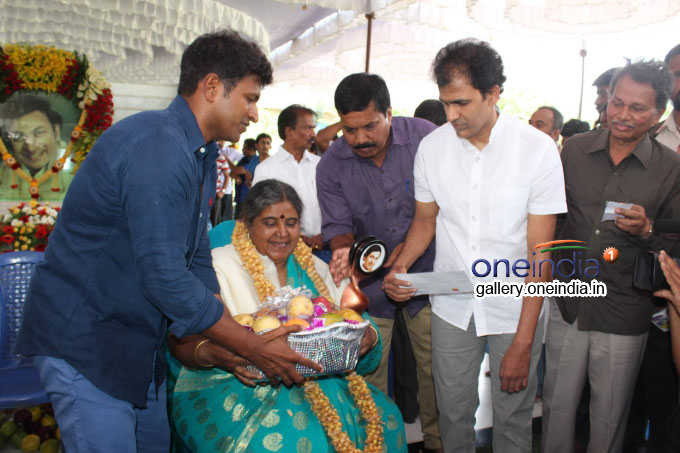 Dr Rajkumar Birthday Celebration