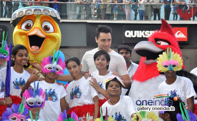 Imran Khan promote Rio 2 at Phoenix Malls Mumbai