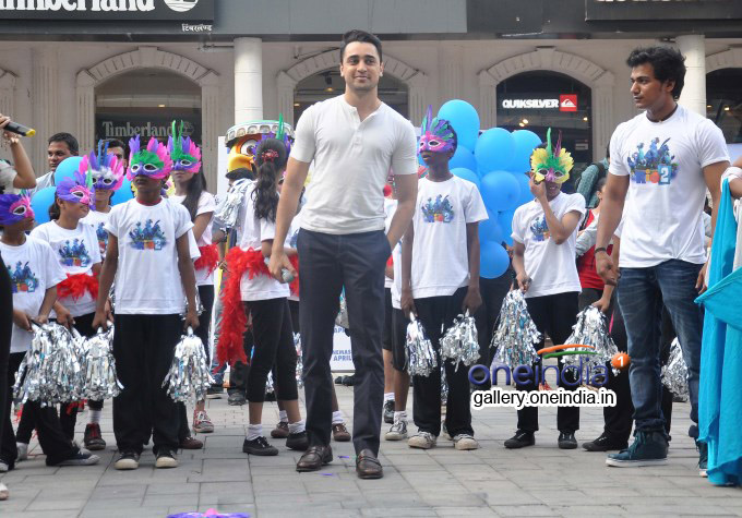 Imran Khan promote Rio 2 at Phoenix Malls Mumbai