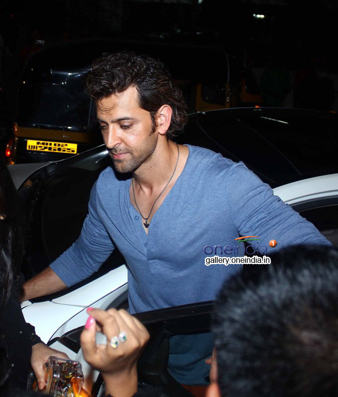 Hrithik Roshan with Family Snapped at Nido Bandra
