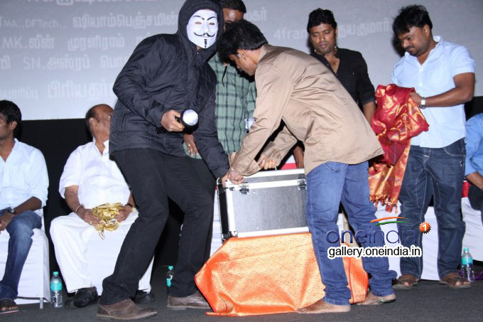 Kalavu Thozhirchalai Audio Launch