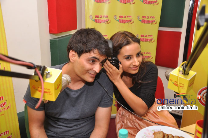 Citylights Movie Promotion at Radio Mirchi Studio
