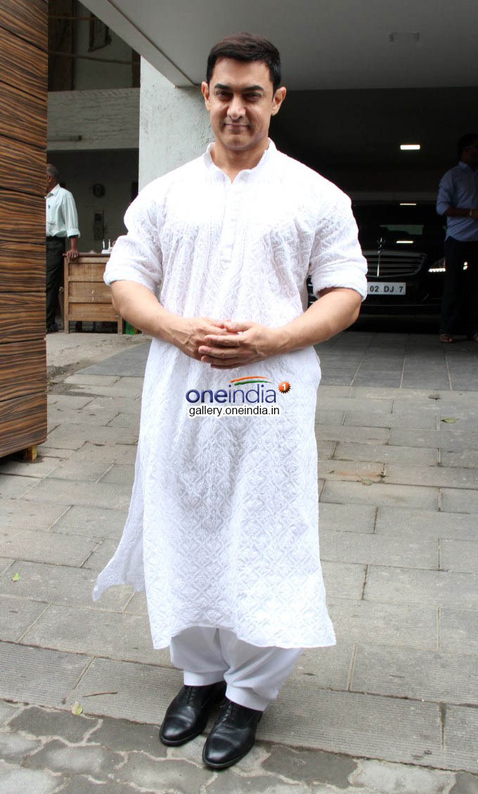 Aamir Khan Celebrates Eid with his Family