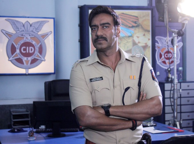 Ajay Devgan Promotes Singham Returns on the sets of CID
