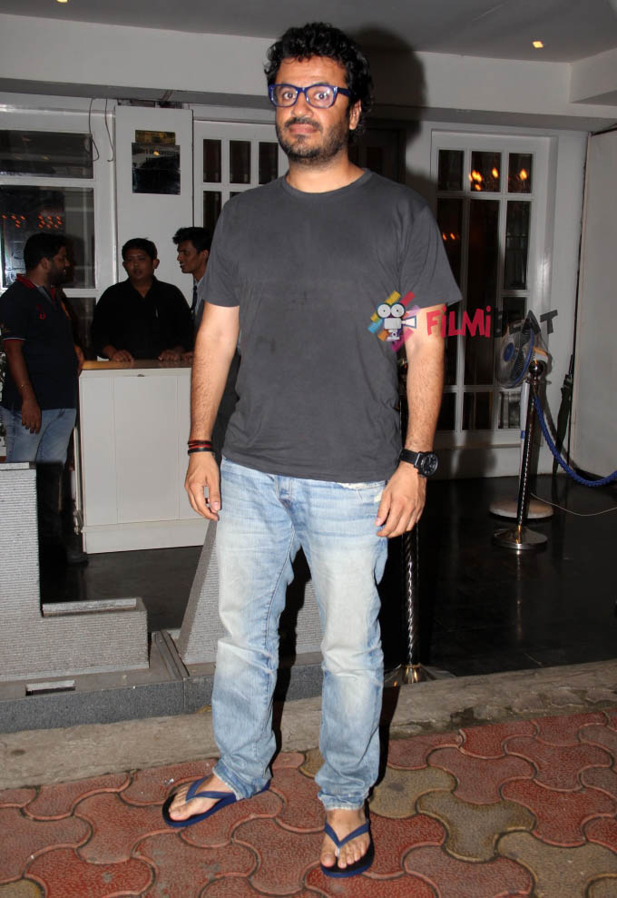 Huma Qureshi snapped at Villa 69 in Juhu