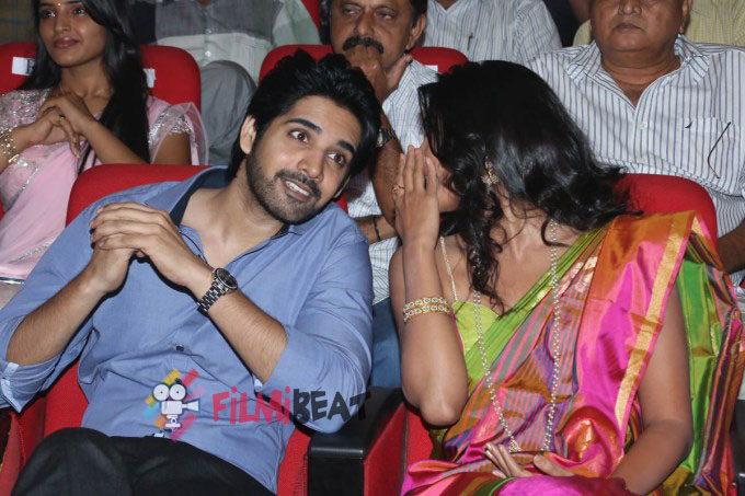 Oka Laila Kosam Platinum Disc