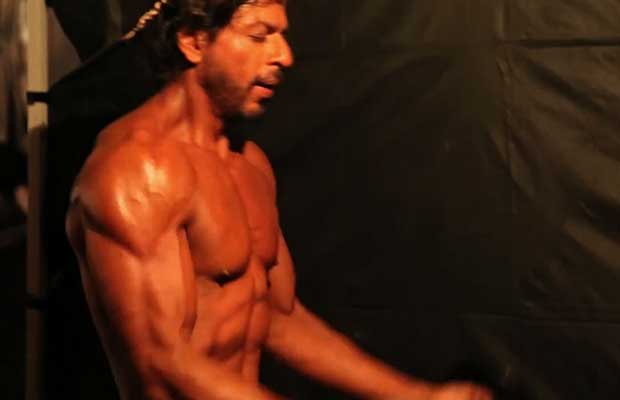Shahrukh Khan Reveals His 10-pack Abs Workout