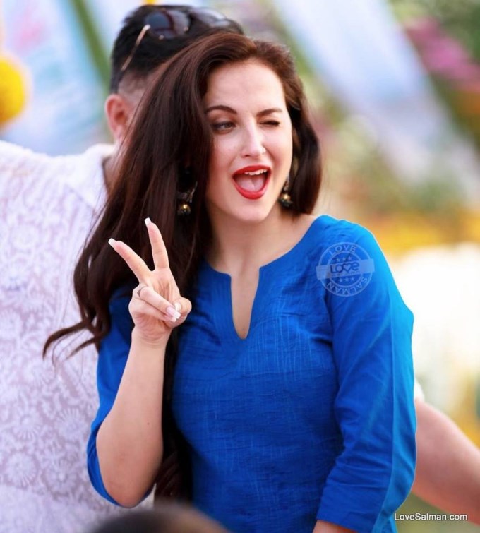 Salman Khan Attends Pulkit Samrat & Shweta Rohira Wedding