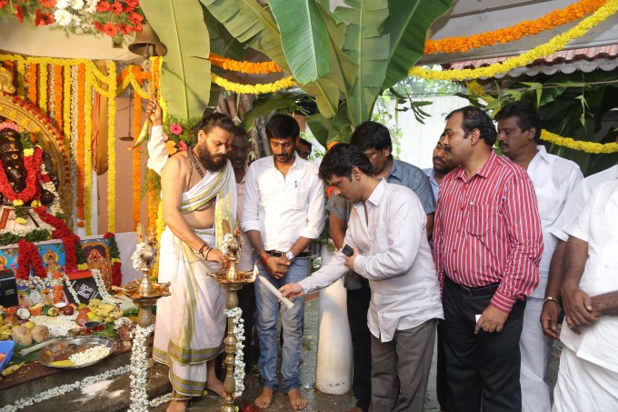 Kamar Kattu Movie Pooja