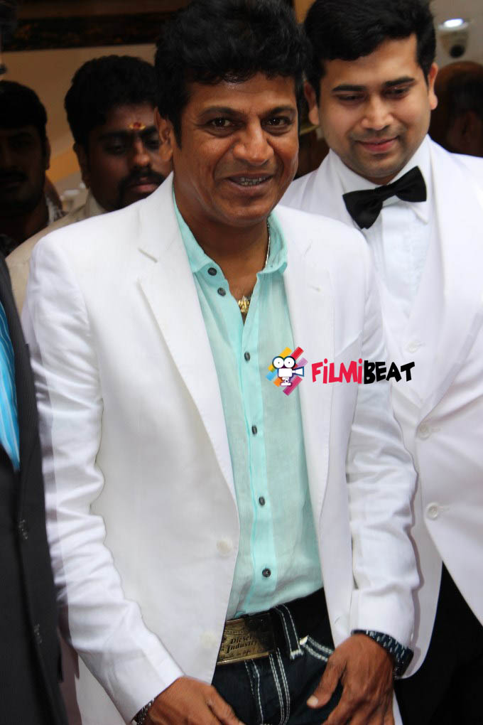 Actors Shivarajkumar and Prabhu Inaugurate Kalyan Jewellers - Jayanagar Bangalore