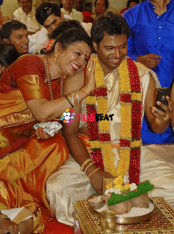 T S Nagabharana's Son Pannaga Weds Nikita Priya