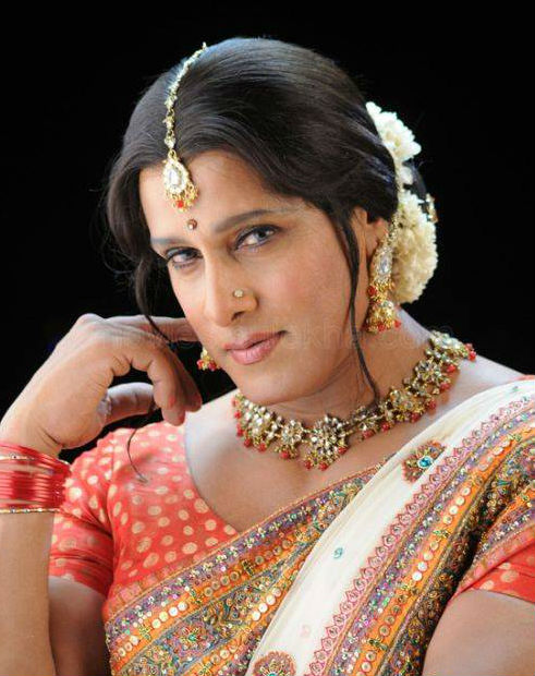 Chiyaan Vikram's Different Looks