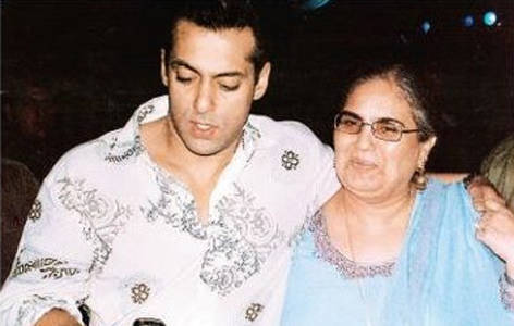 Unseen Pictures of Salman Khan Family