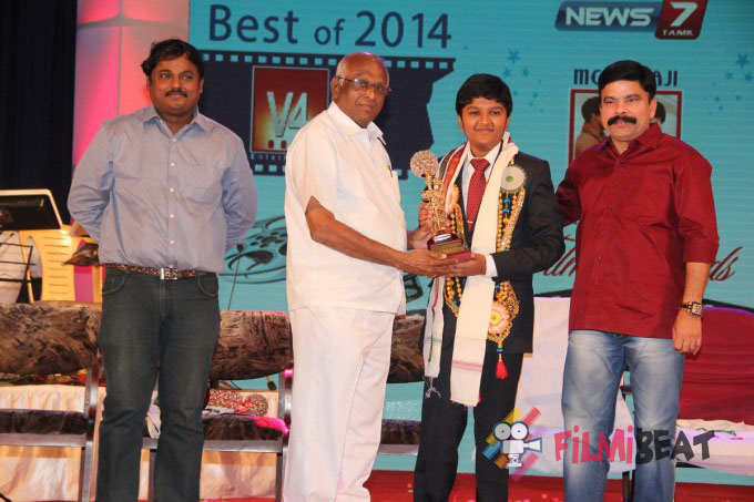 V4 Entertainers Film Awards 2015