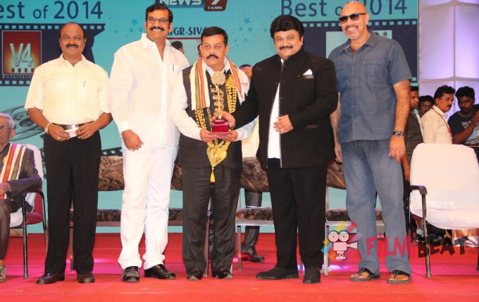 V4 Entertainers Film Awards 2015