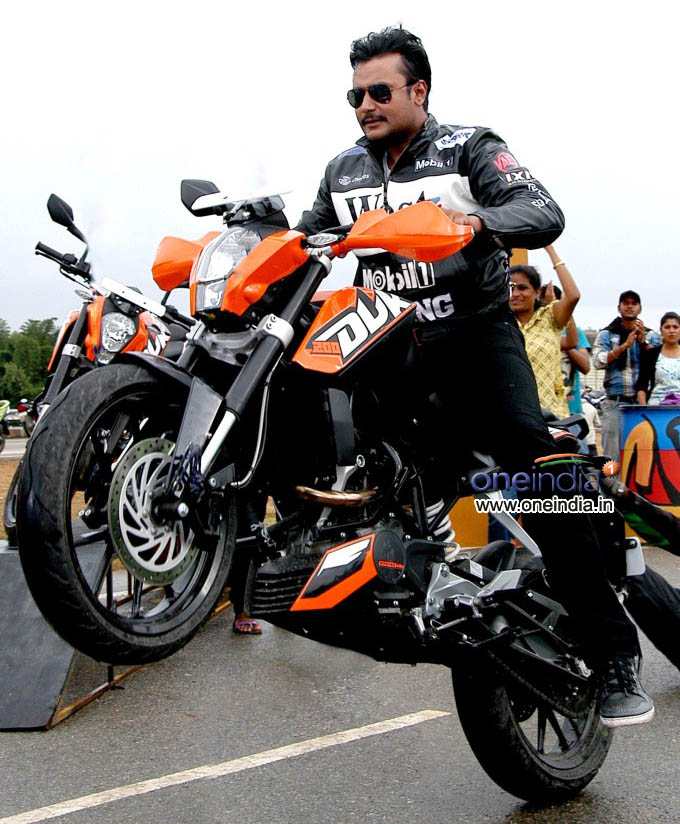 Darshan Thoogudeep 37th Birthday Special - Filmibeat