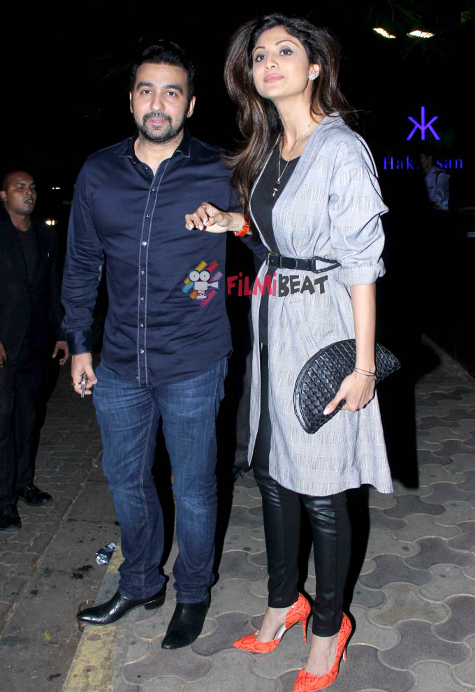 Shilpa Shetty & Ameesha Patel Snapped At Hakkasan, Mumbai