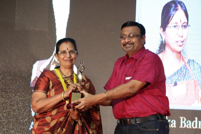 Raindrops Sadhanai Pengal Women's Day Awards 2015