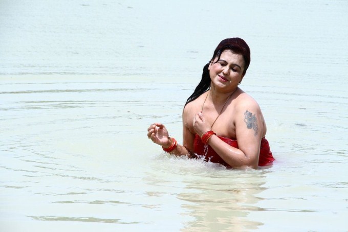 Sivappu Manithargal