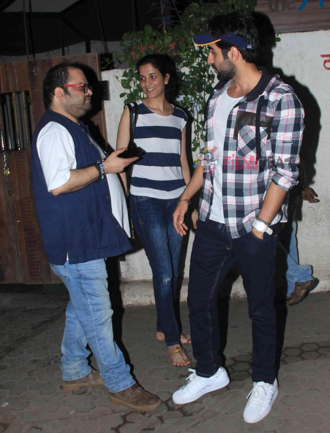 Ayushmann Khurrana Snapped At WTF Restaurant Versova