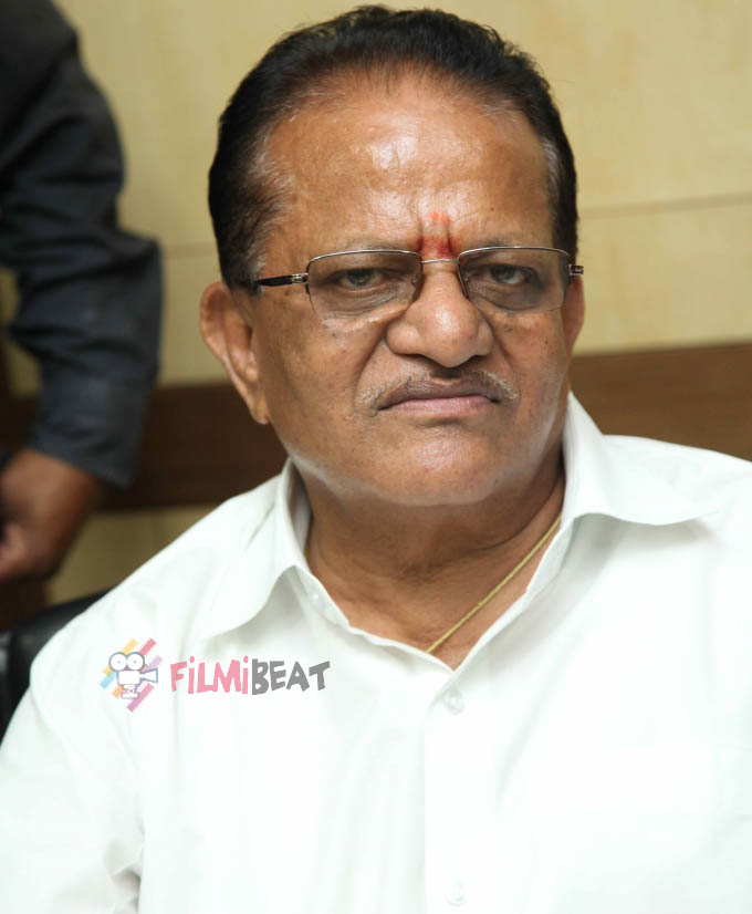 Kannada Film Chamber Press Meet