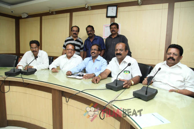 Kannada Film Chamber Press Meet
