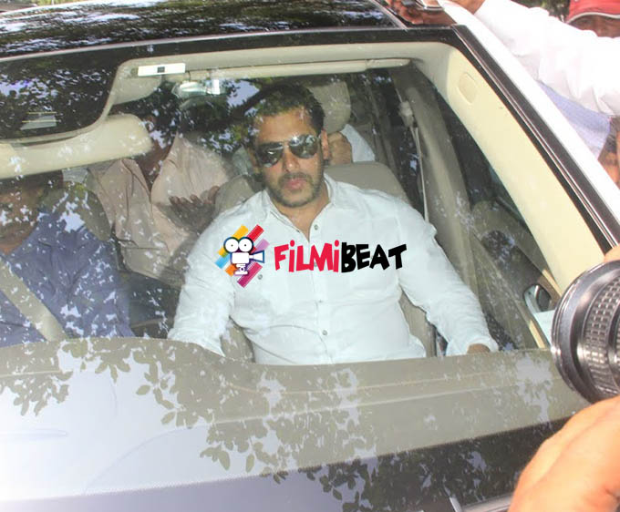 Salman Khan Live Verdict Pictures