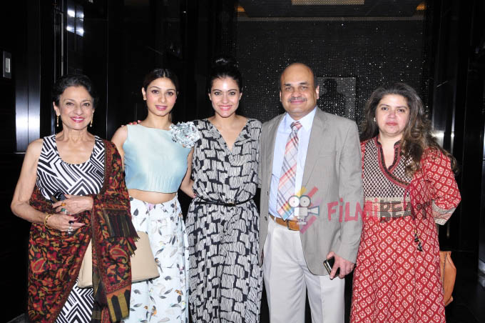 Tanuja, Kajol & Tanishaa Mukerji Come Together For Breast Cancer Awareness