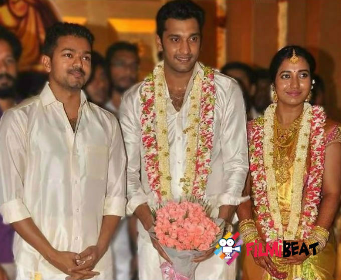 Actor Arulnidhi And Keerthana Marriage