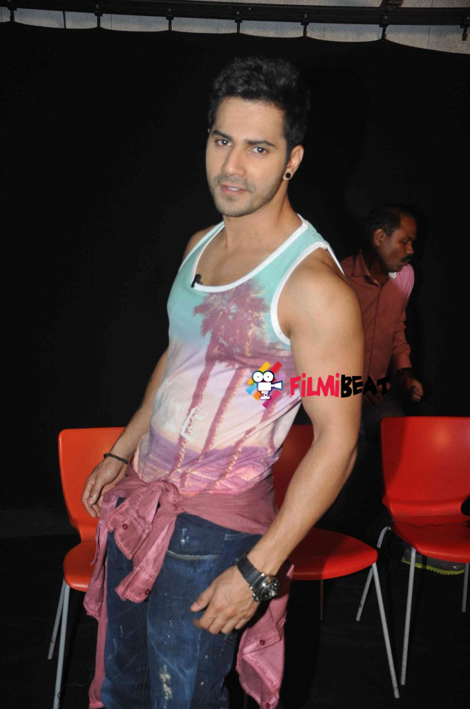 Varun Dhawan, Shraddha Kapoor Promotes ABCD 2
