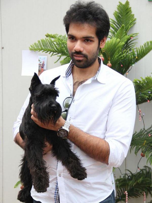 Indian Celebrities With Their Pets
