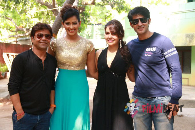 Thoda Lutf Thoda Ishq Press Meet