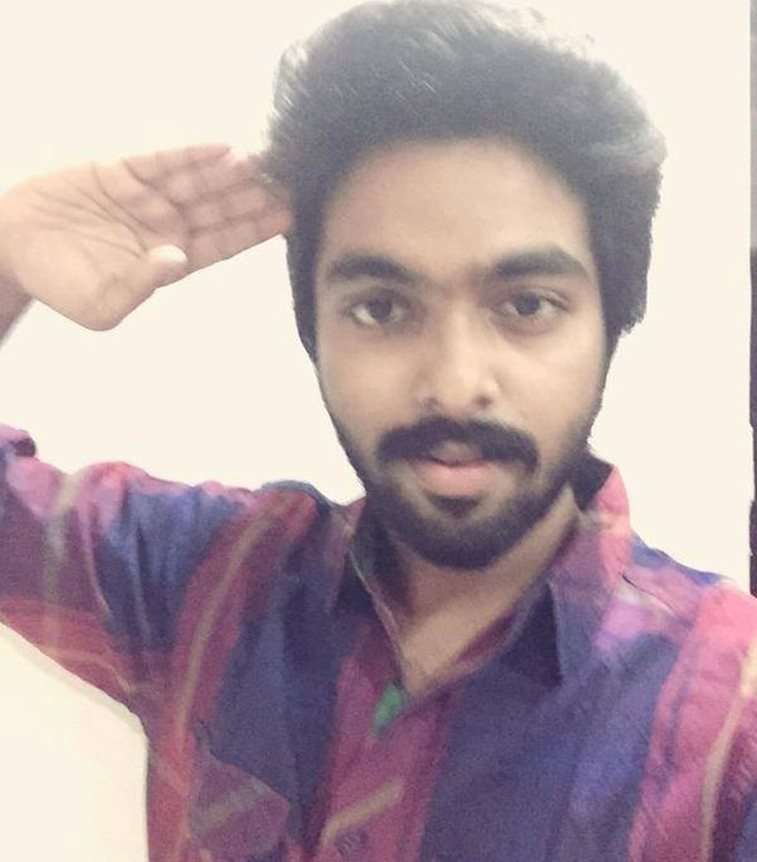 Celebs Salute Selfie For Independence Day