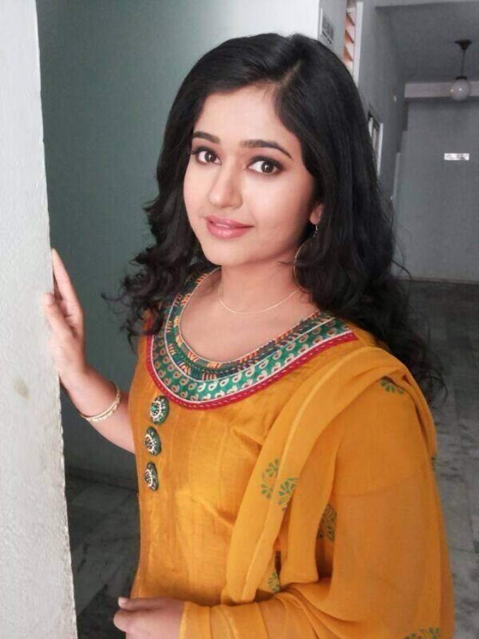 Unseen And Rare Pics Of Actress Poonam Bajwa