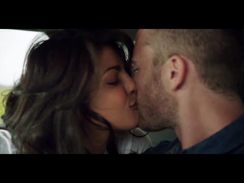 Priyanka Chopra Deleted Intimate Scene In Quantico