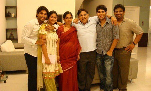 Rare And Unseen Pics Of Allu Arjun With Family And Friends